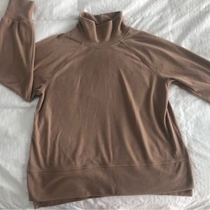 Yoga Pullover
